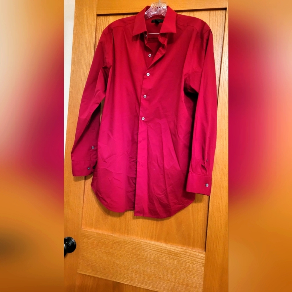 Alfani shirt, size 16.5, 32-33. Men's burgundy.